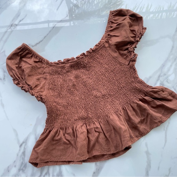 Shirred peplum top - Picture 3 of 3